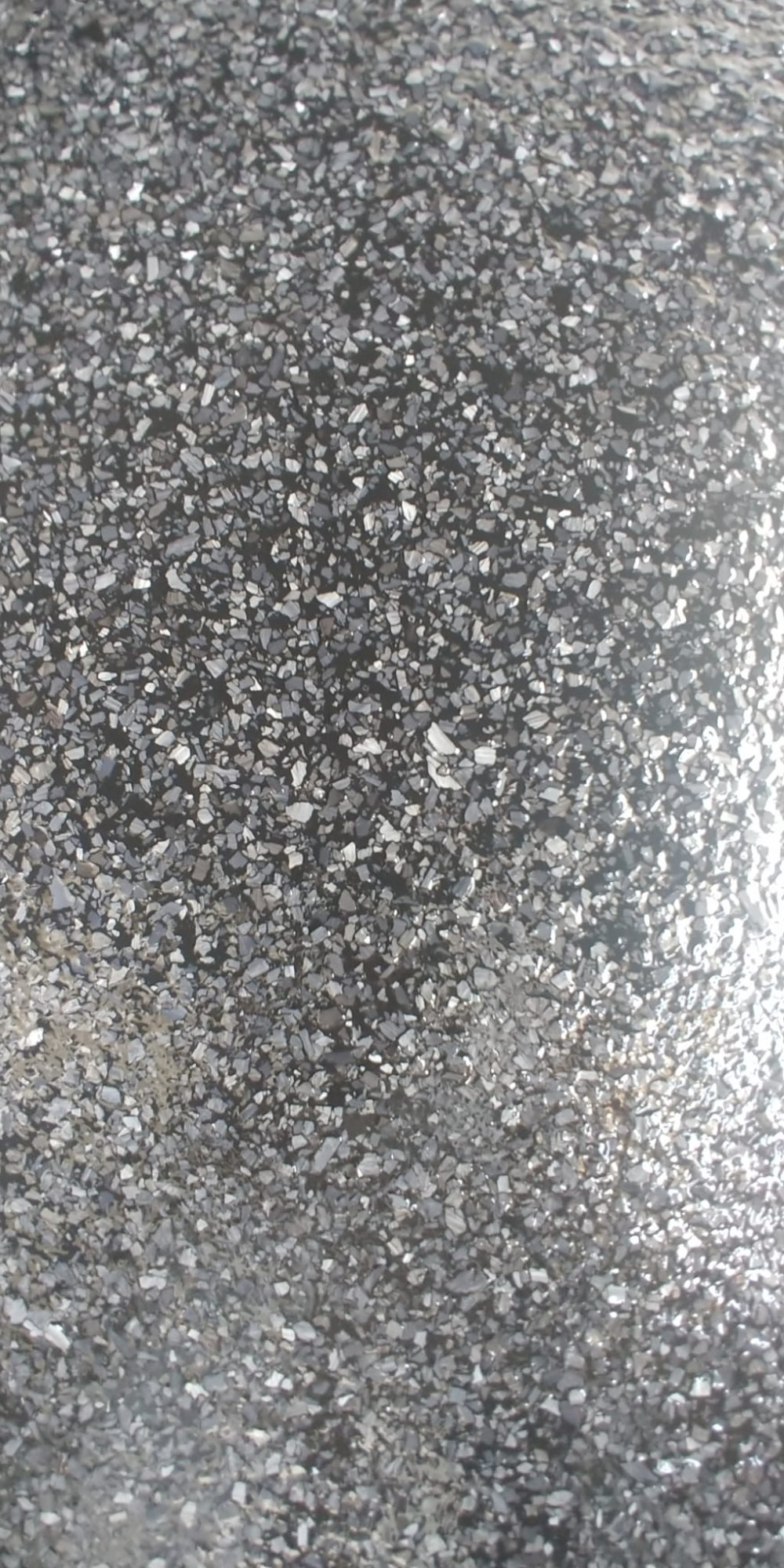 Epoxy Flake Close-up